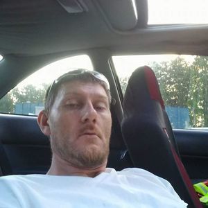 Meet your Posher, Todd